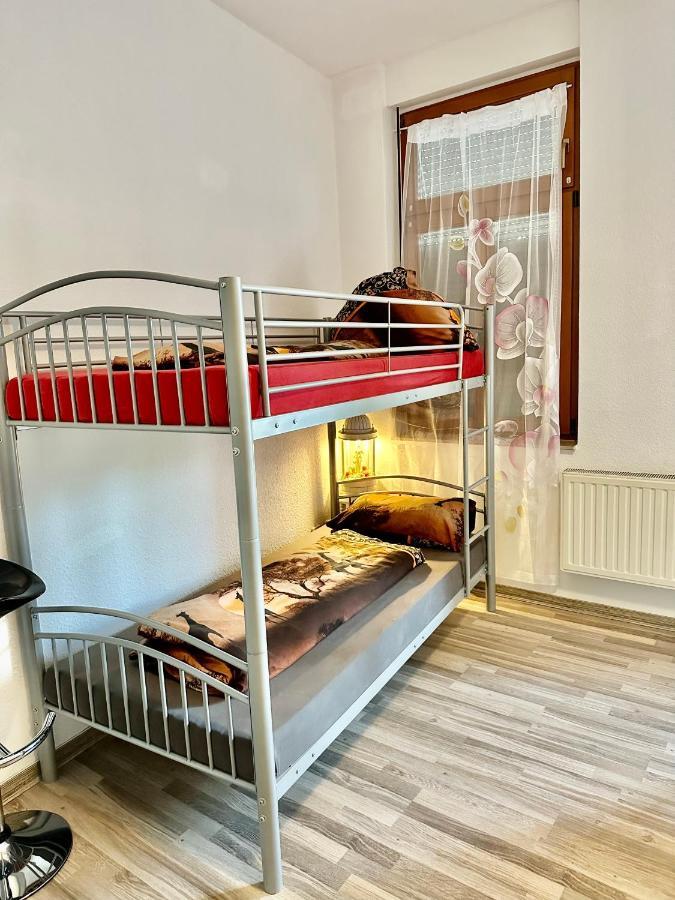 Ferienzimmer Healing Und Montuerwohnung Weißenfels Esterno foto