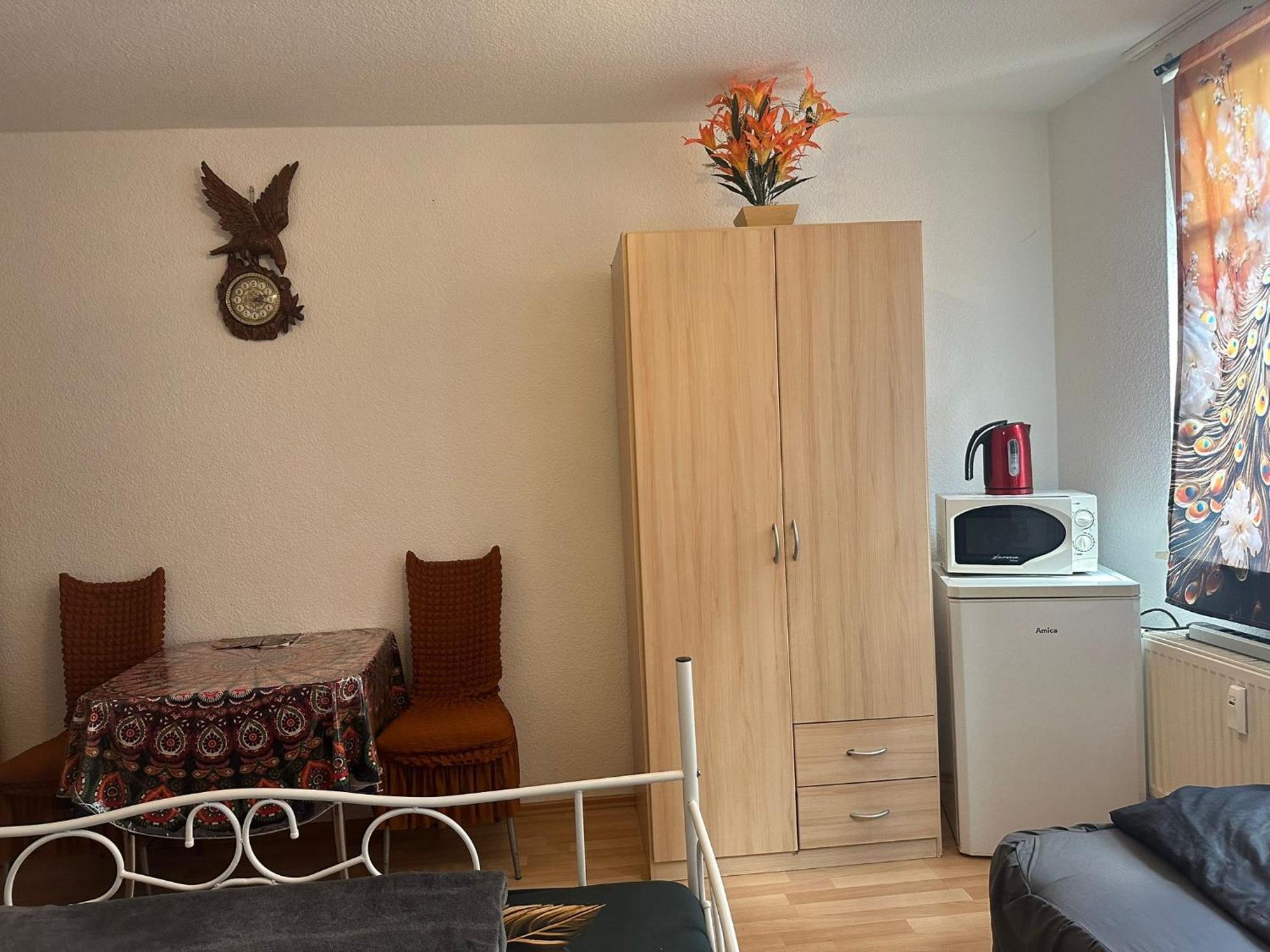 Ferienzimmer Healing Und Montuerwohnung Weißenfels Esterno foto