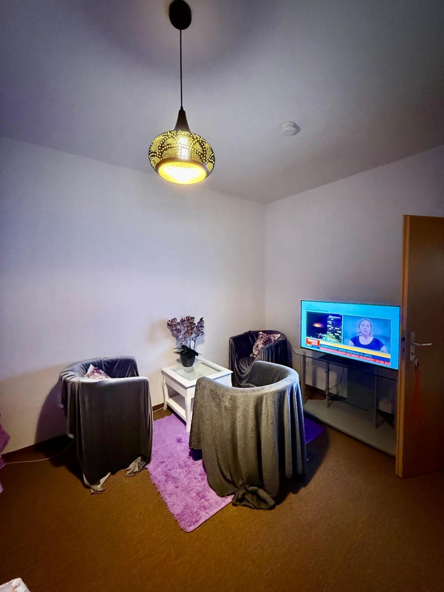 Ferienzimmer Healing Und Montuerwohnung Weißenfels Esterno foto